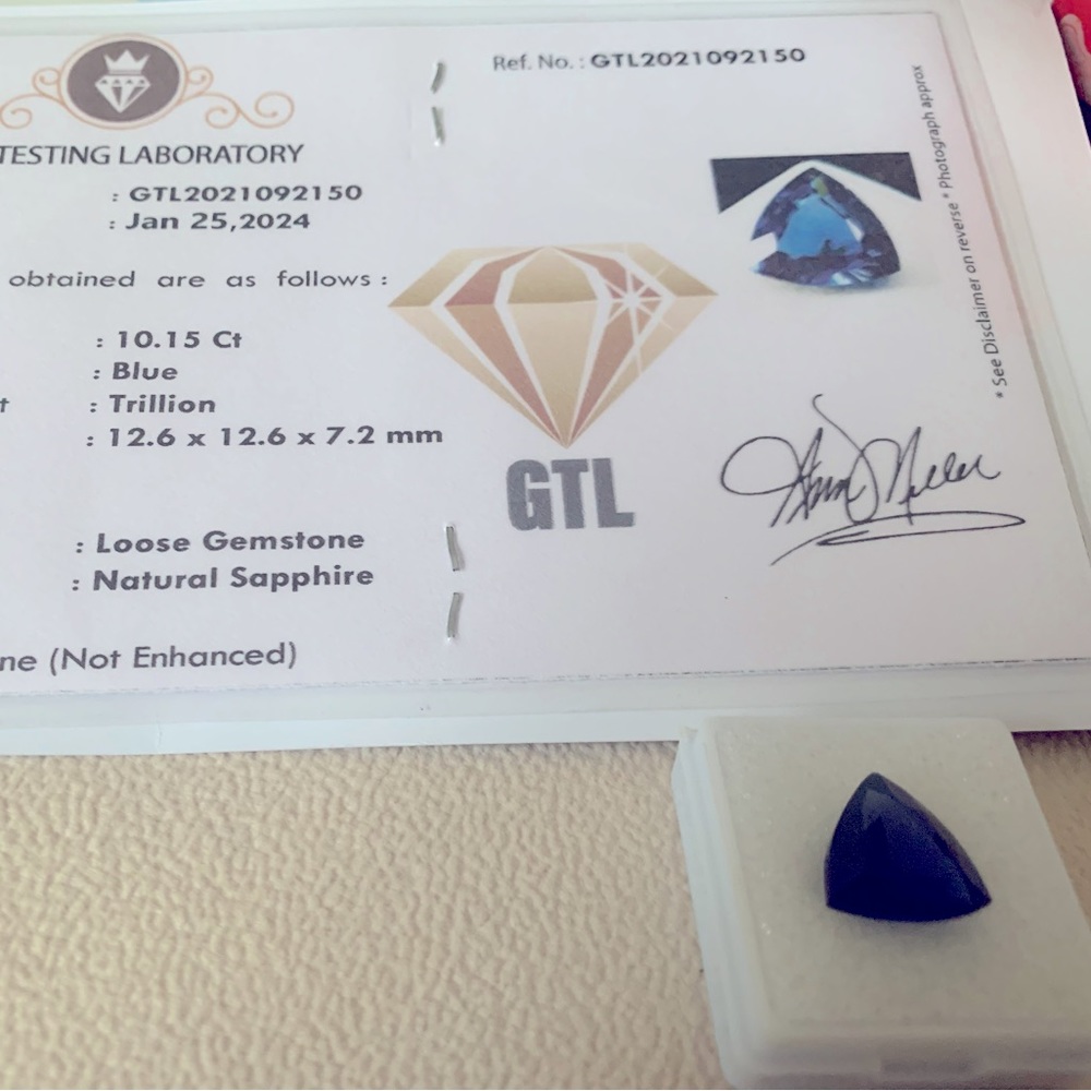 10.15 ct trillion sapphire